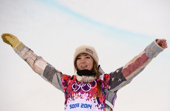 2014 Winter Olympics. Snowboarding. Women. Halfpipe