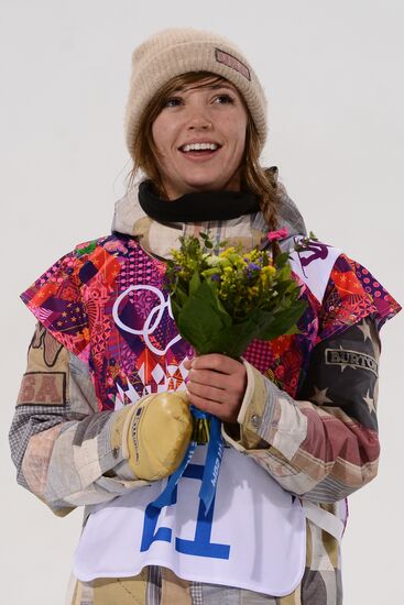 2014 Winter Olympics. Snowboarding. Women. Halfpipe