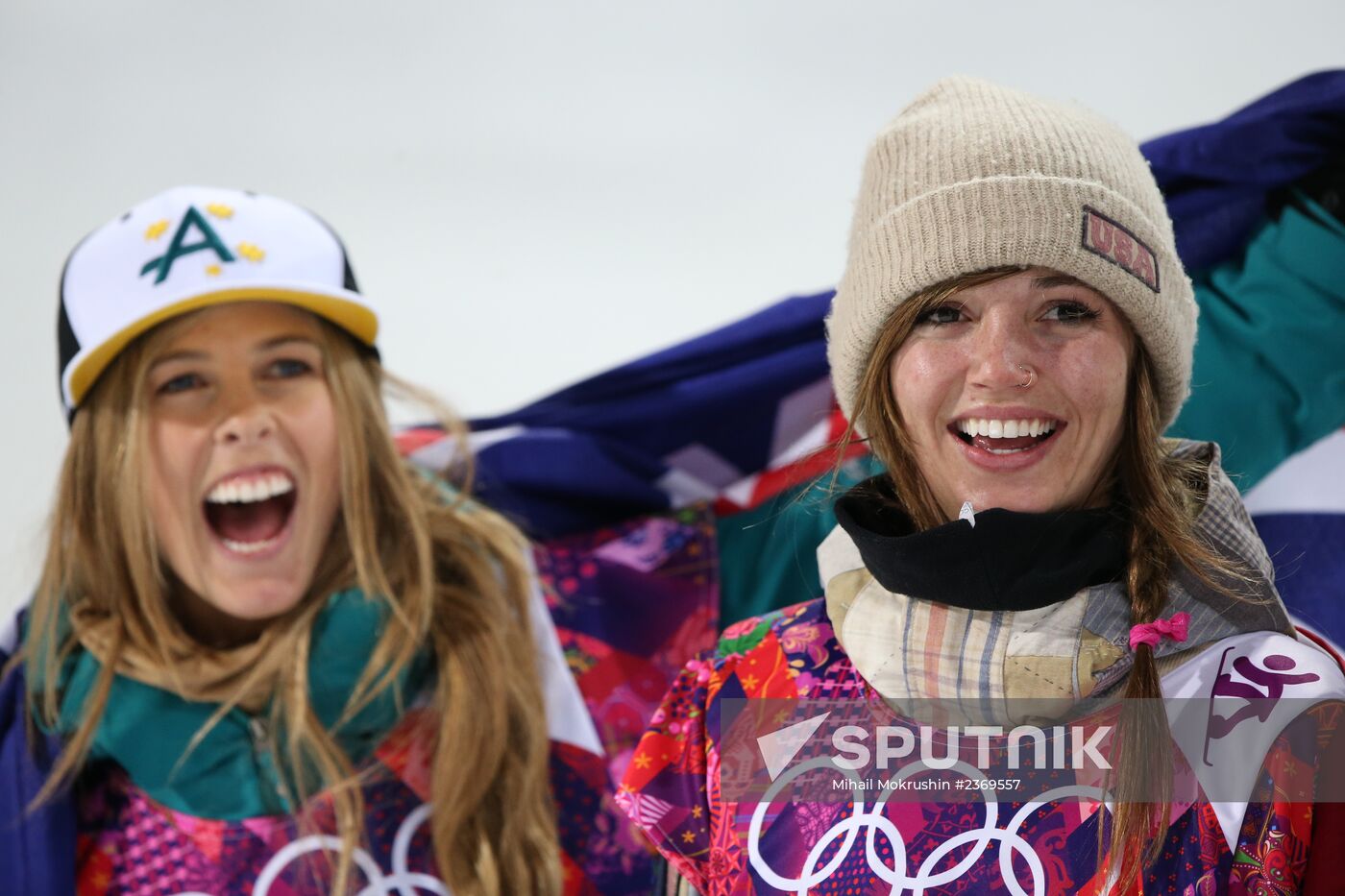 2014 Winter Olympics. Snowboarding. Women. Halfpipe