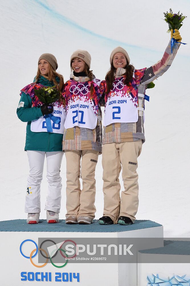 2014 Winter Olympics. Snowboarding. Women. Halfpipe