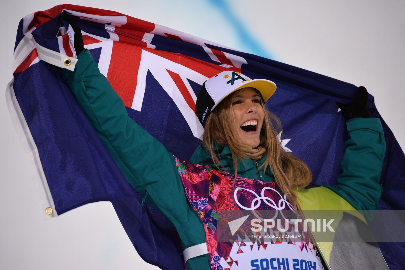 2014 Winter Olympics. Snowboarding. Women. Halfpipe