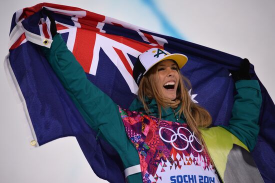 2014 Winter Olympics. Snowboarding. Women. Halfpipe