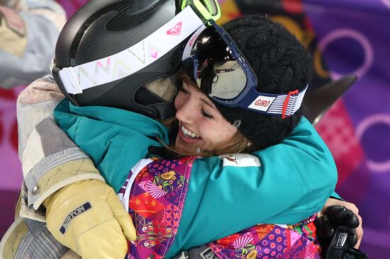 2014 Winter Olympics. Snowboarding. Women. Halfpipe