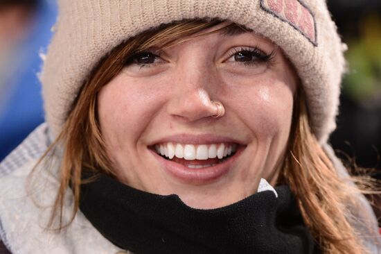 2014 Winter Olympics. Snowboarding. Women. Halfpipe