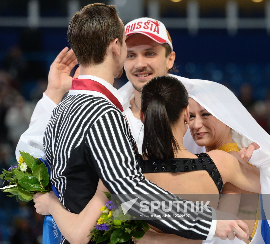 2014 Winter Olympics. Figure skating. Pairs. Free skating