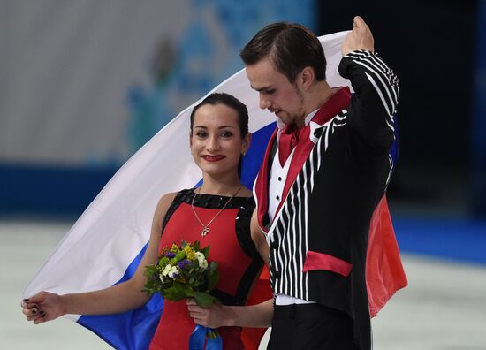 2014 Winter Olympics. Figure skating. Pairs. Free skating