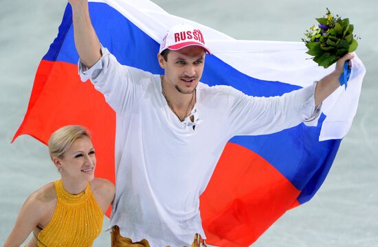 2014 Winter Olympics. Figure skating. Pairs. Free skating