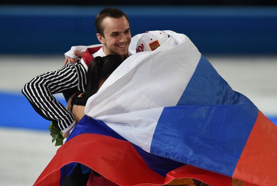 2014 Winter Olympics. Figure skating. Pairs. Free skating
