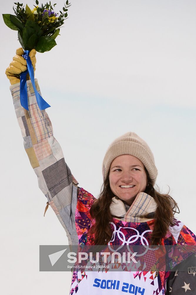 2014 Winter Olympics. Snowboarding. Women. Halfpipe