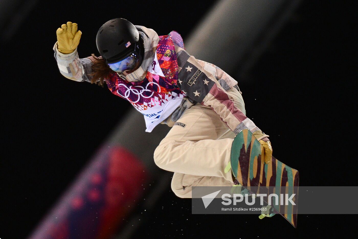 2014 Winter Olympics. Snowboarding. Women. Halfpipe