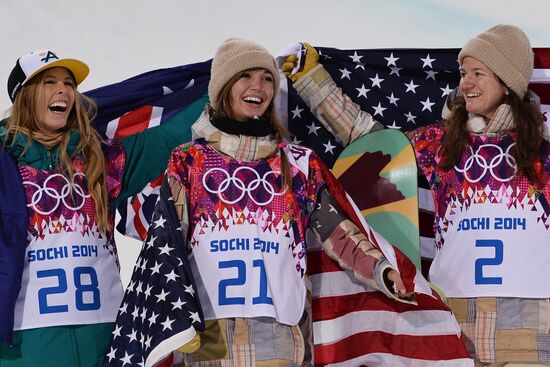 2014 Winter Olympics. Snowboarding. Women. Halfpipe
