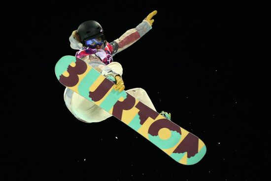 2014 Winter Olympics. Snowboarding. Women. Halfpipe