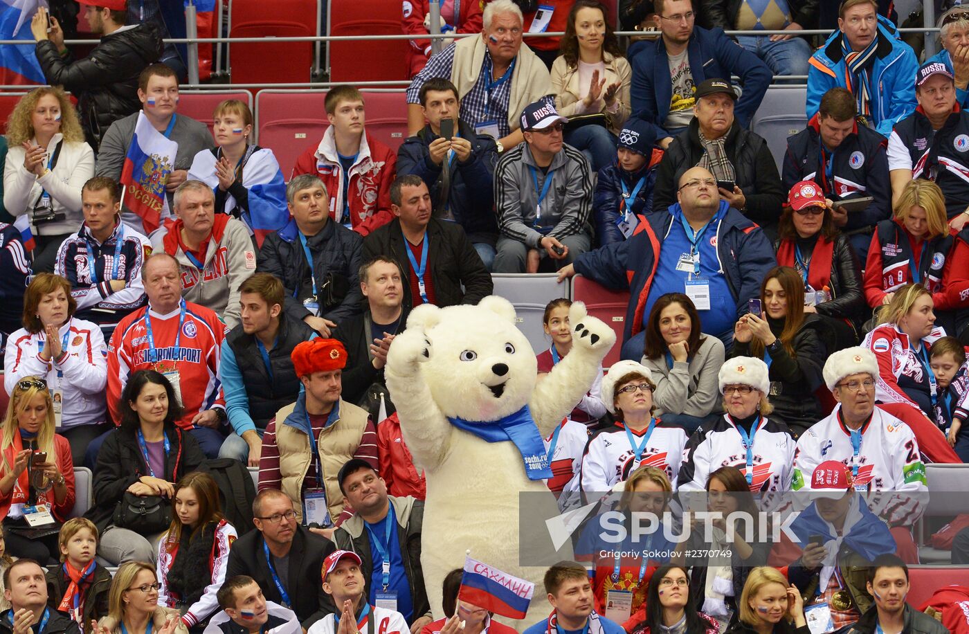 2014 Winter Olympics. Ice hockey. Men. Russia vs. Slovenia