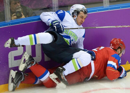 2014 Winter Olympics. Ice hockey. Men. Russia vs. Slovenia