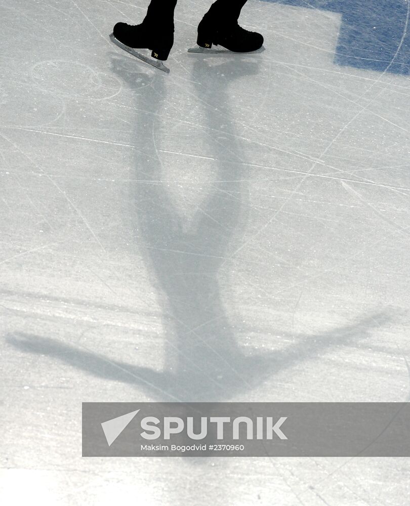 2014 Winter Olympics. Figure skating. Men. Short program