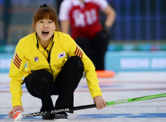 2014 Winter Olympics. Curling. Women. Day Four