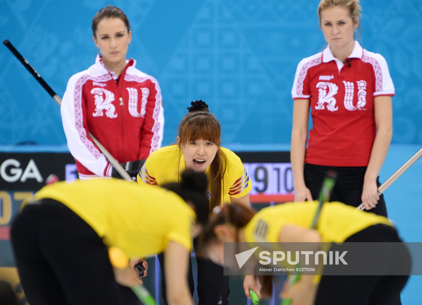 2014 Winter Olympics. Curling. Women. Day Four