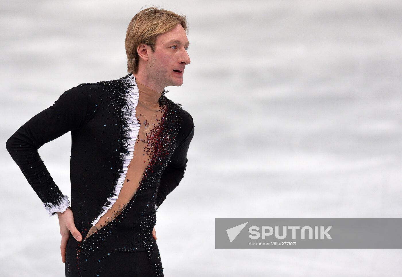 2014 Winter Olympics. Figure skating. Men's singles. Short program