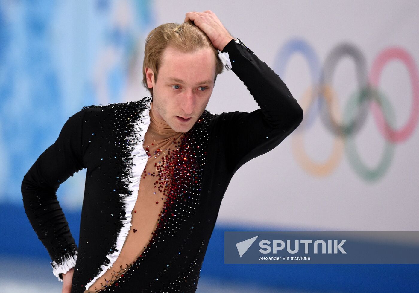 2014 Winter Olympics. Figure skating. Men's singles. Short program