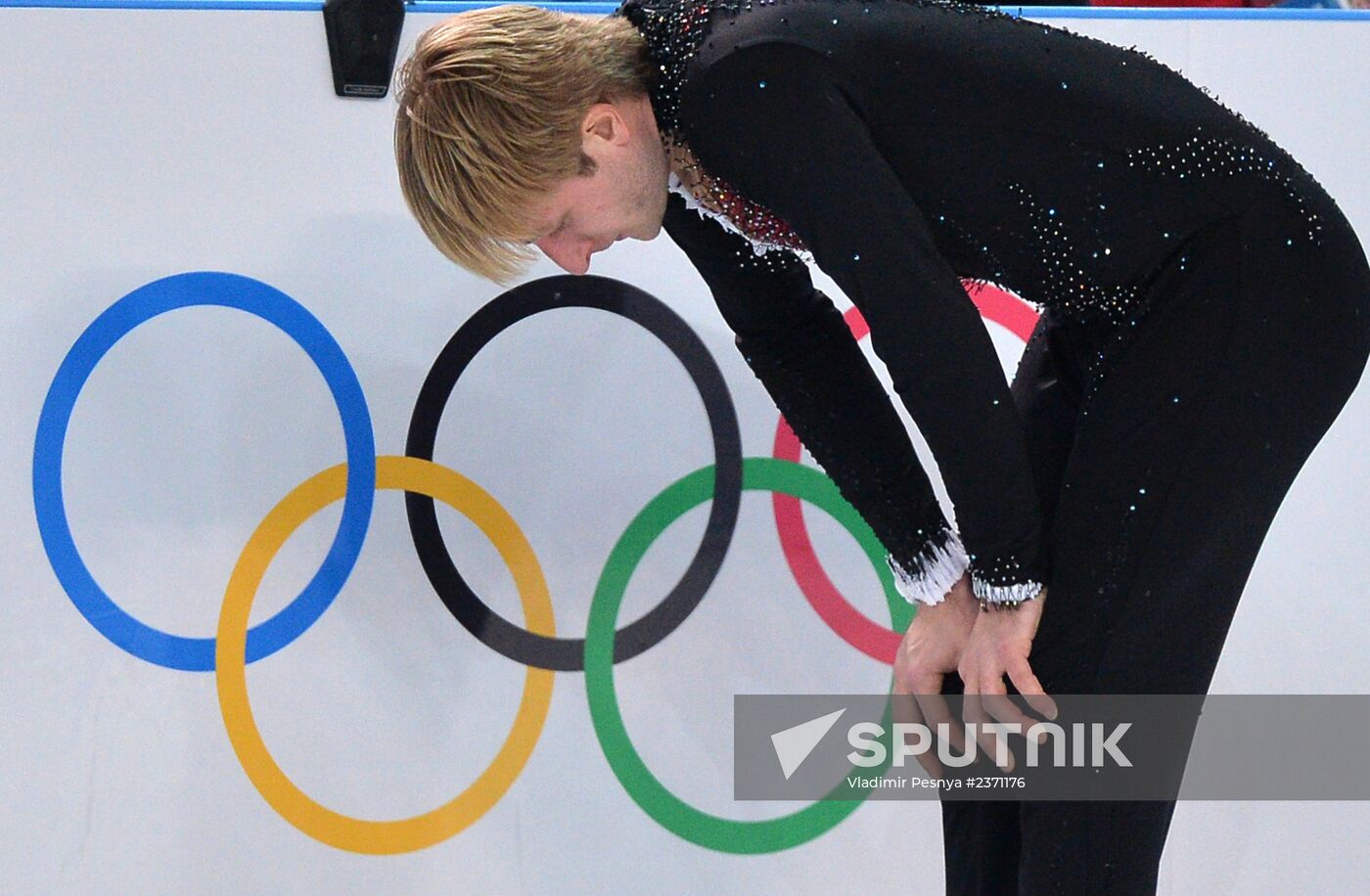 2014 Winter Olympics. Figure skating. Men's singles. Short program