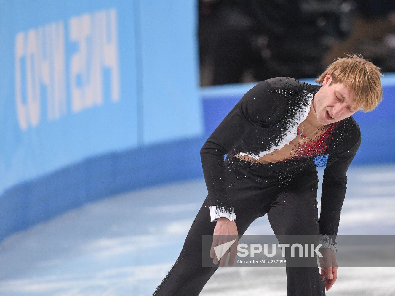 2014 Winter Olympics. Figure skating. Men's singles. Short program