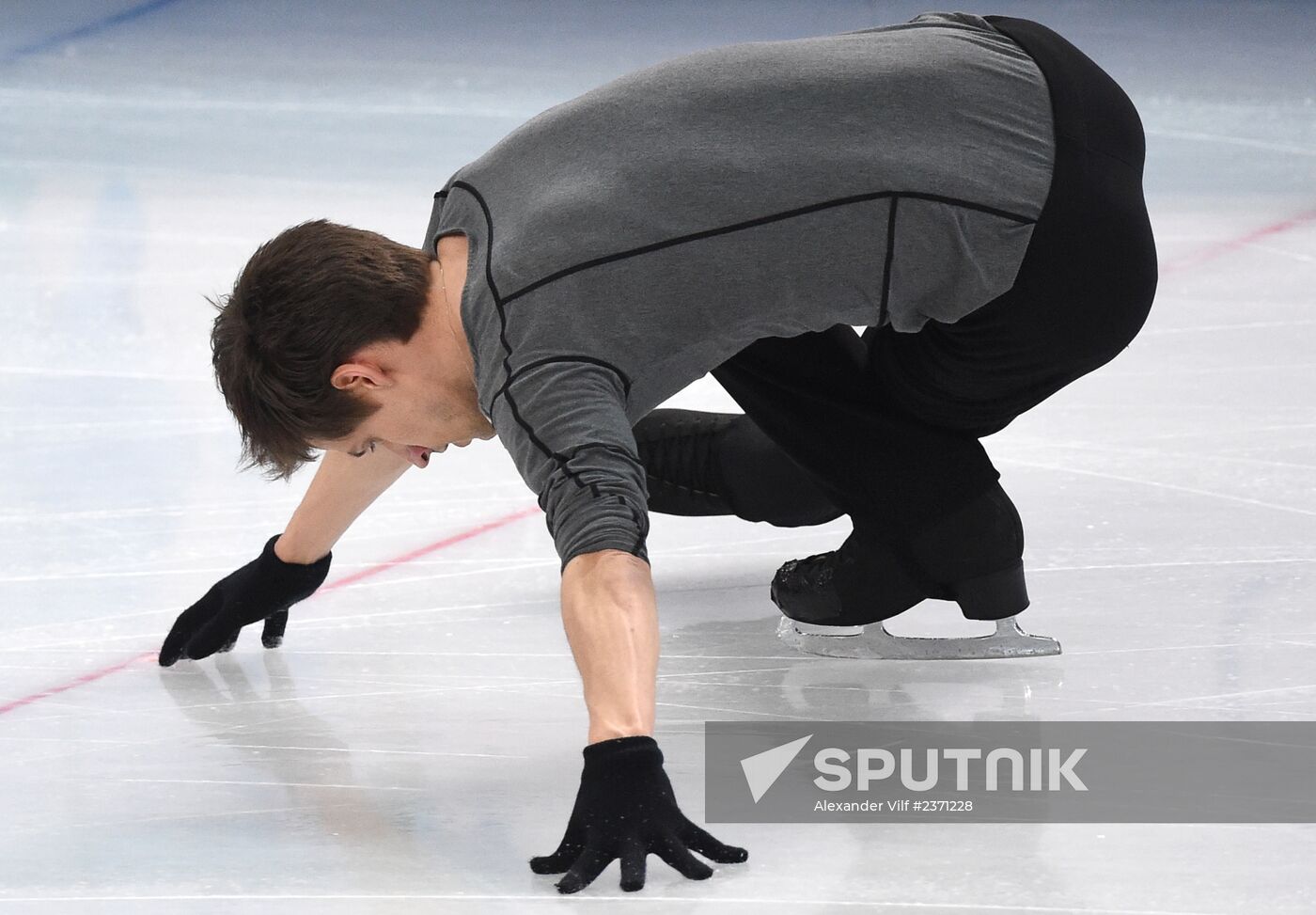 2014 Winter Olympics. Figure skating. Men's singles. Short program