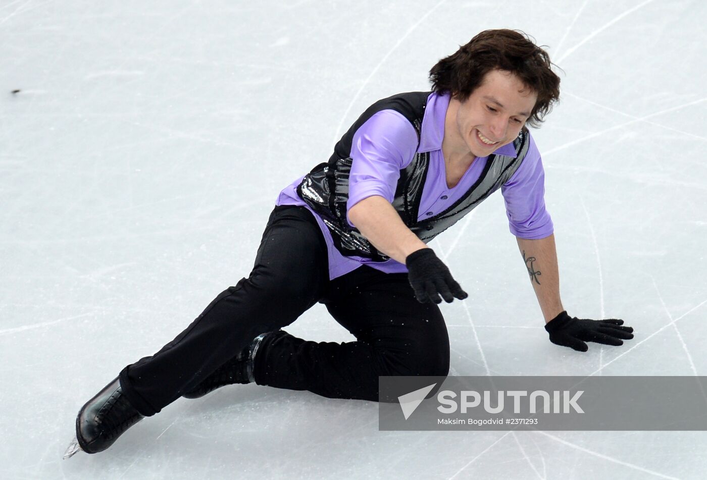 2014 Winter Olympics. Figure skating. Men's singles. Short program