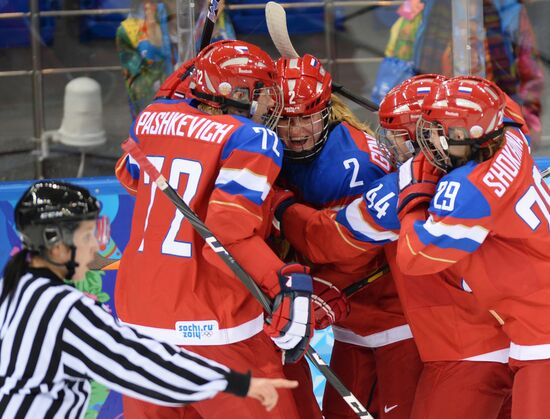 2014 Winter Olympics. Ice hockey. Women. Russia vs. Sweden