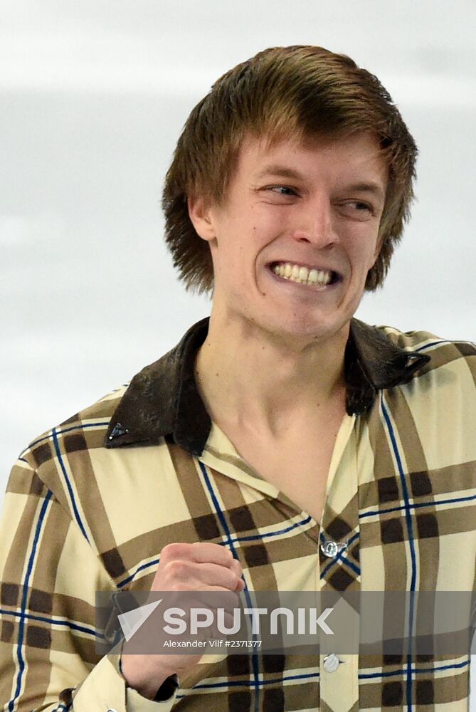 2014 Winter Olympics. Figure skating. Men's singles. Short program