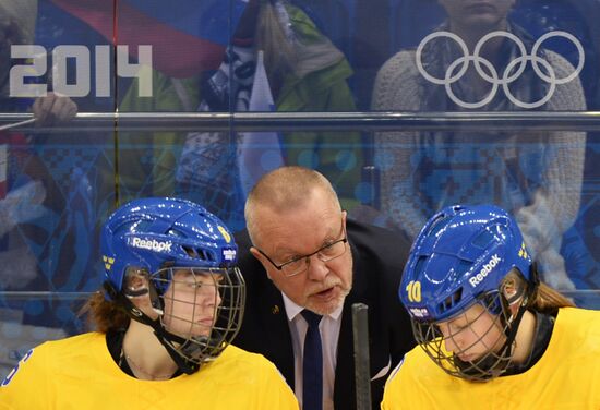 2014 Winter Olympics. Ice hockey. Women. Russia vs. Sweden