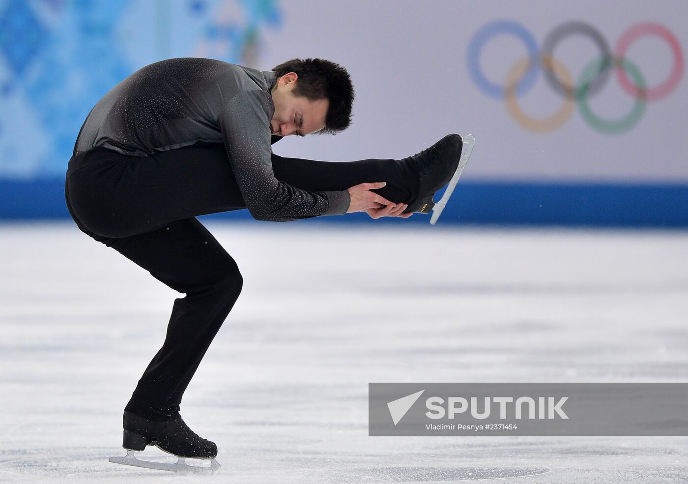 2014 Winter Olympics. Figure skating. Men's singles. Short program