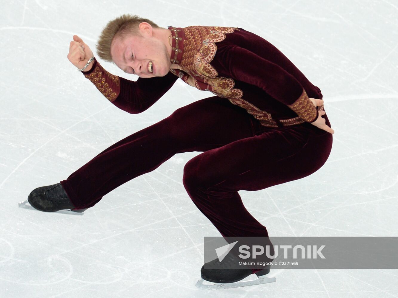 2014 Winter Olympics. Figure skating. Men's singles. Short program