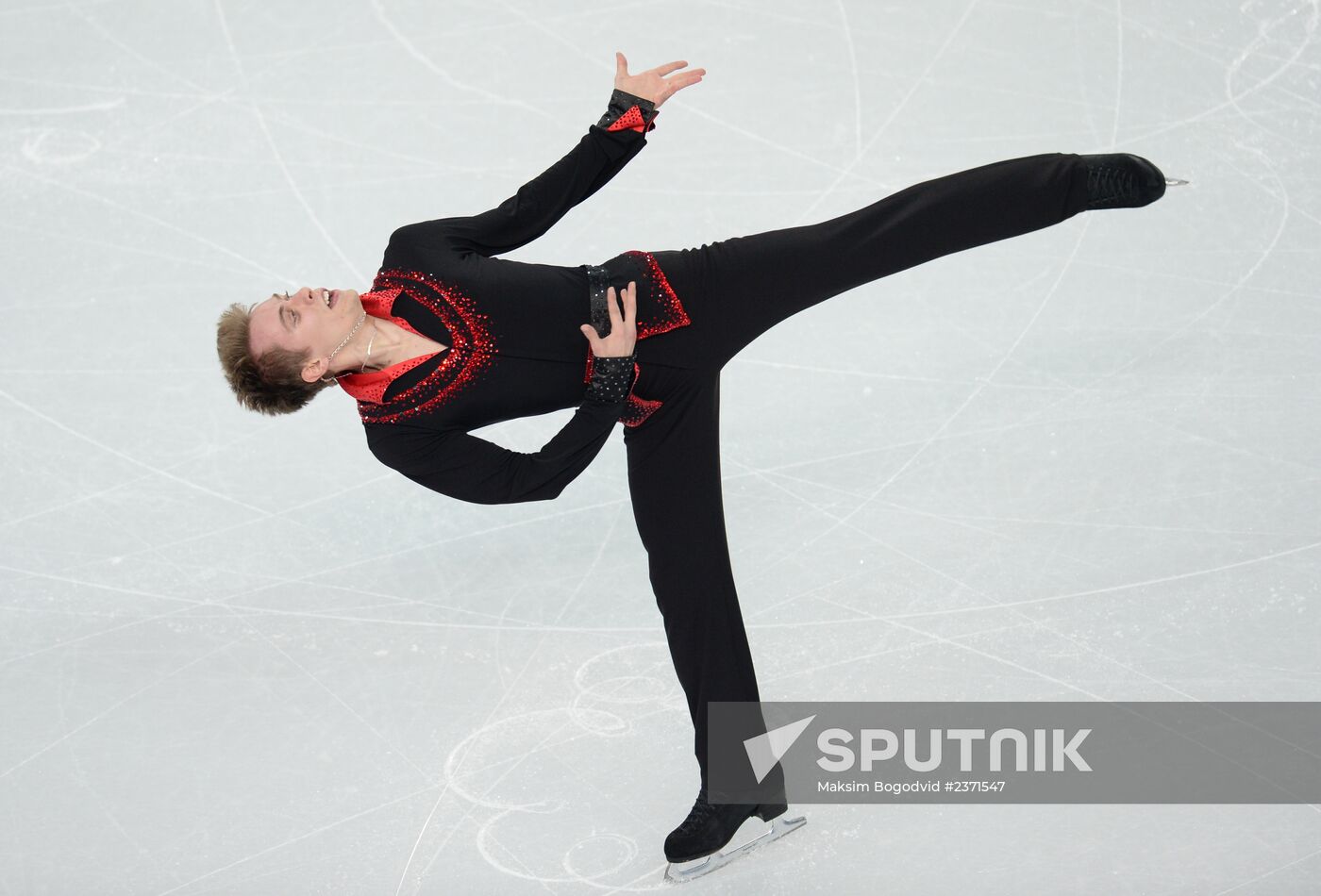 2014 Winter Olympics. Figure skating. Men's singles. Short program