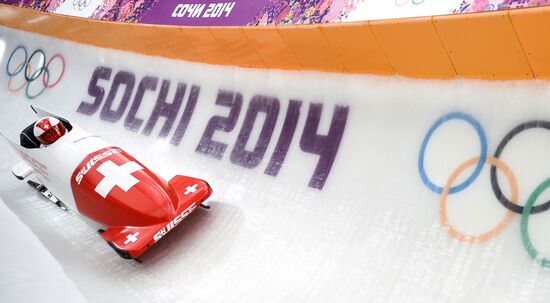 2014 Winter Olympics. Bobsleigh. Women. Training