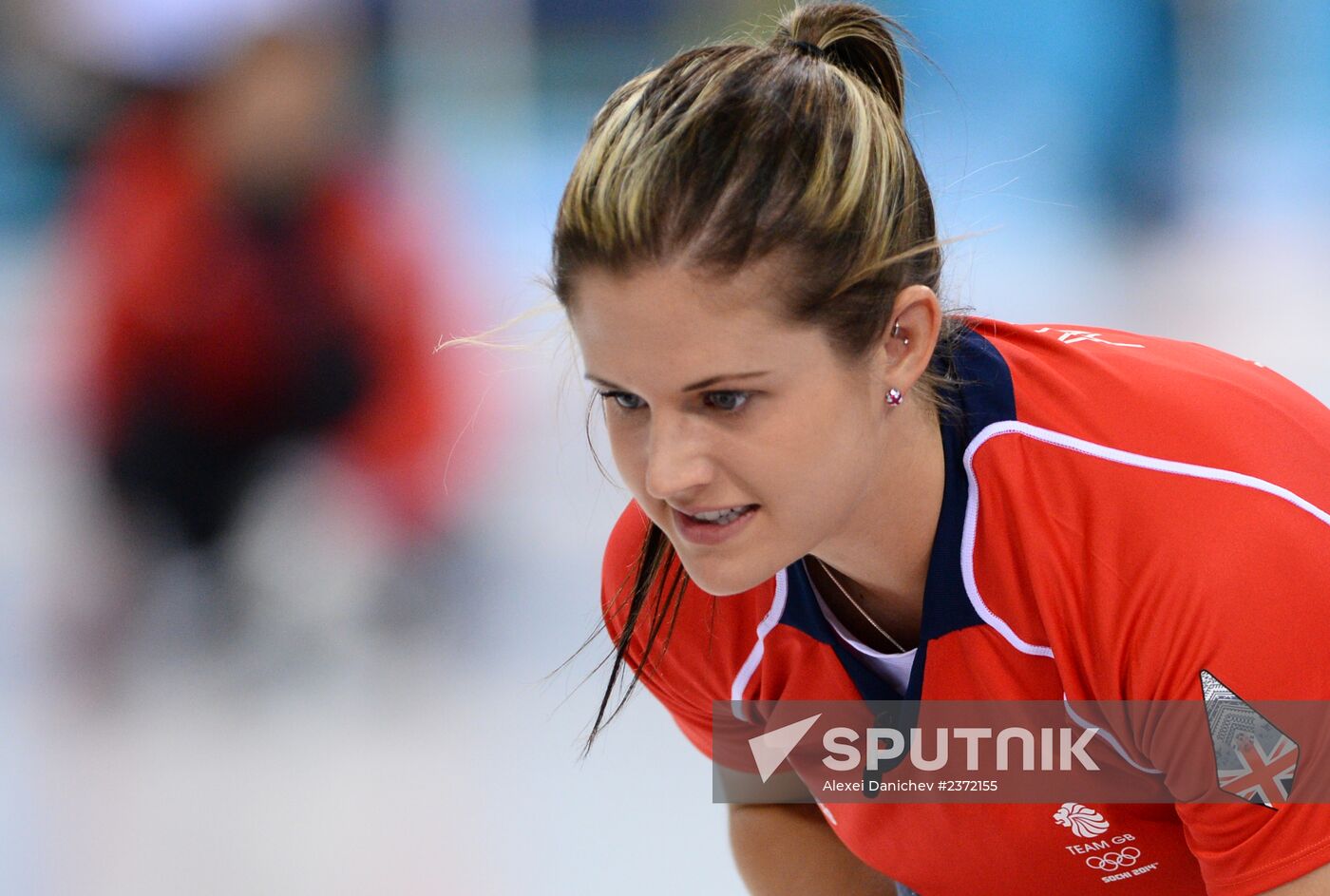 2014 Olympics. Curling. Women. Day five