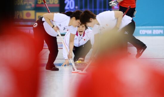 2014 Olympics. Curling. Women. Day five