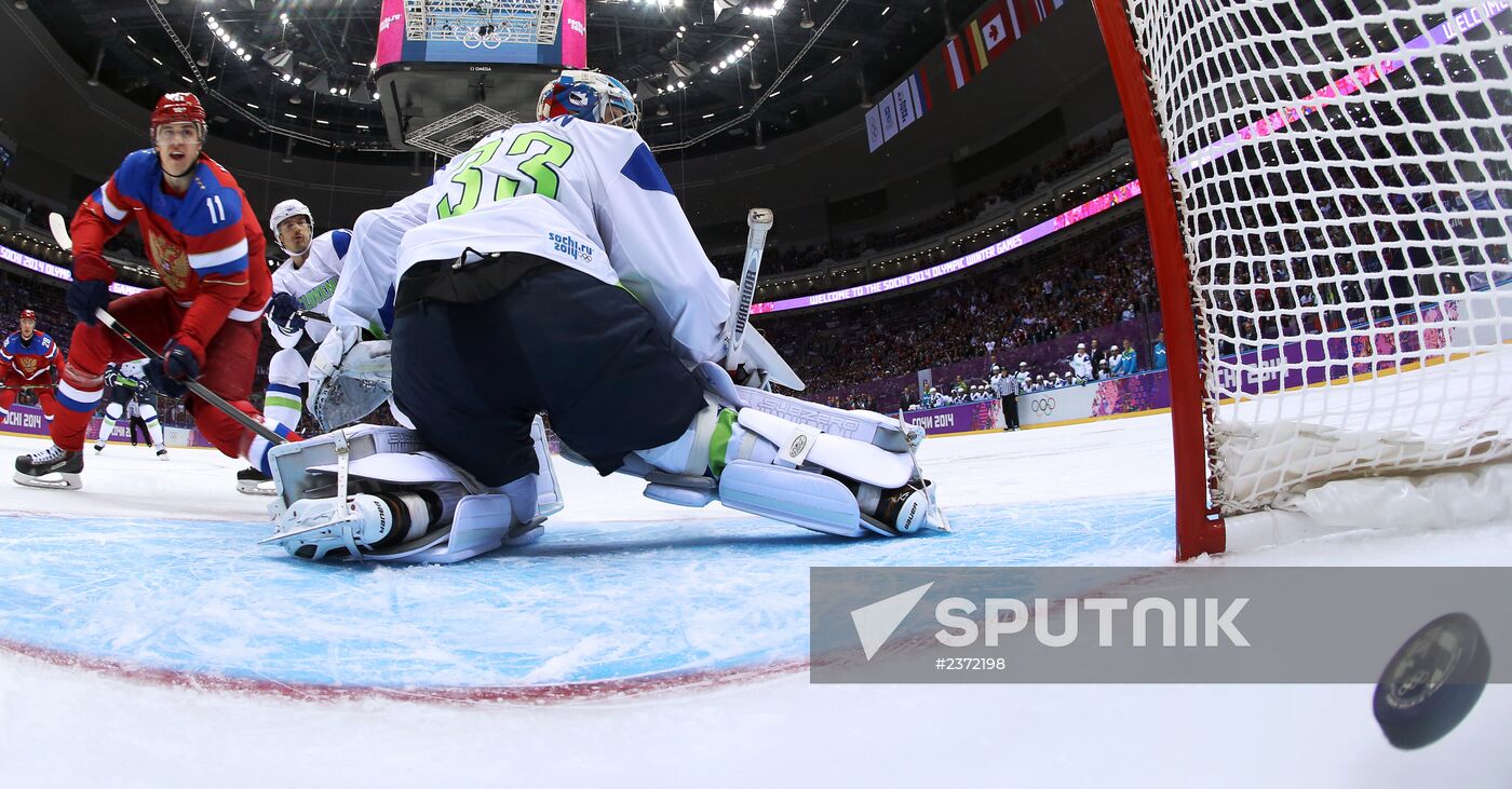 2014 Winter Olympics. Ice hockey. Men. Russia vs. Slovenia