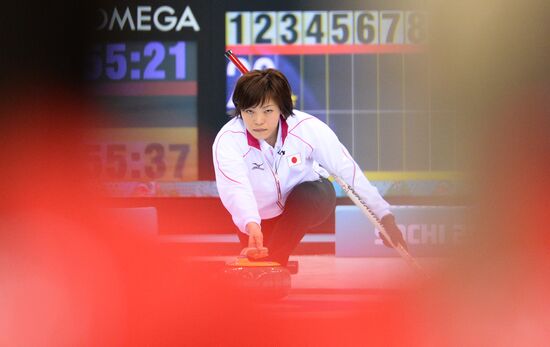 2014 Olympics. Curling. Women. Day five