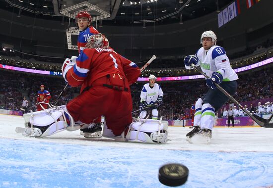 2014 Winter Olympics. Ice hockey. Men. Russia vs. Slovenia