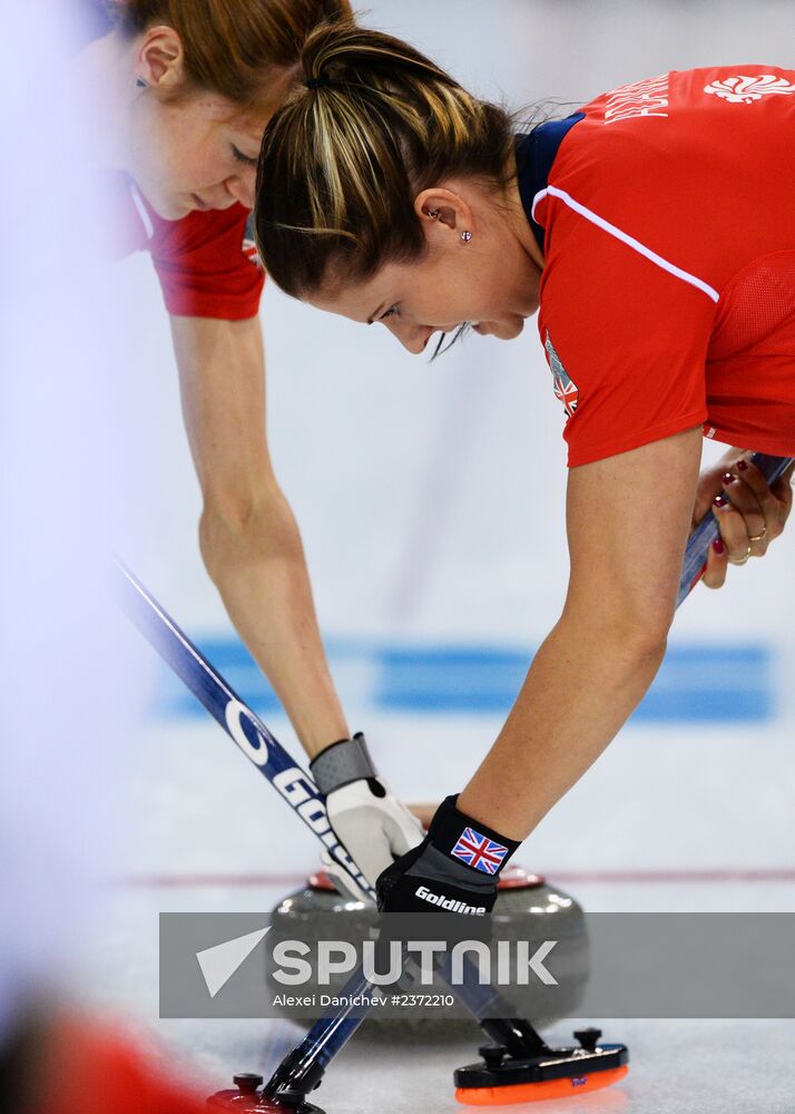 2014 Olympics. Curling. Women. Day five