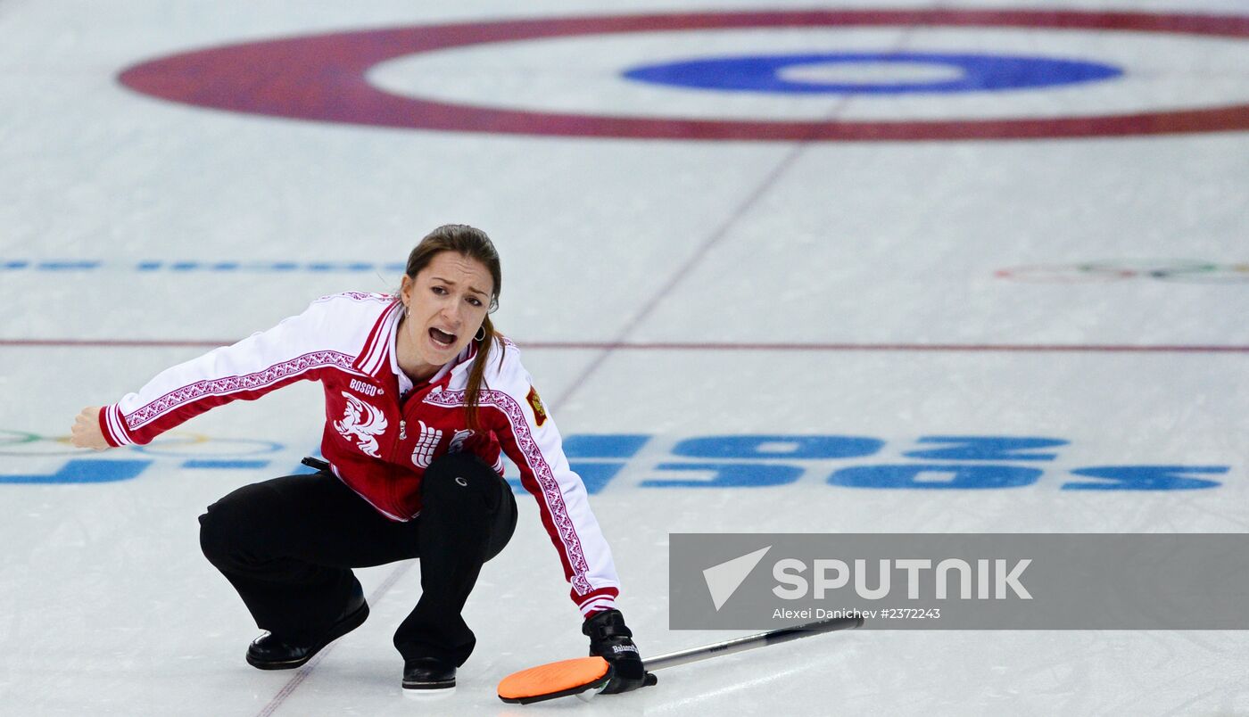 2014 Olympics. Curling. Women. Day five