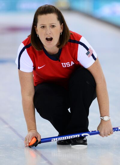 2014 Olympics. Curling. Women. Day five