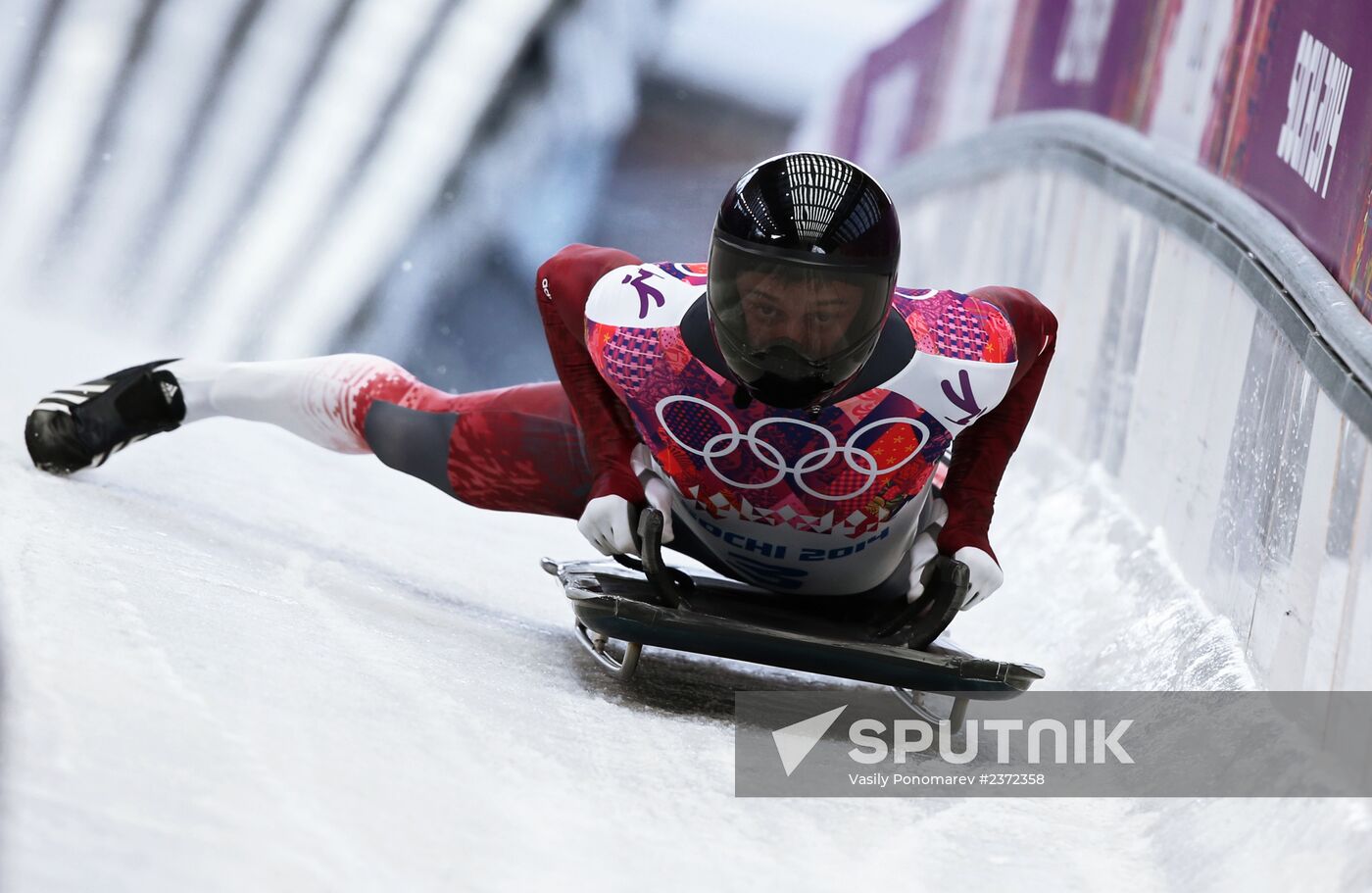 2014 Winter Olympics. Skeleton. Men. Day One