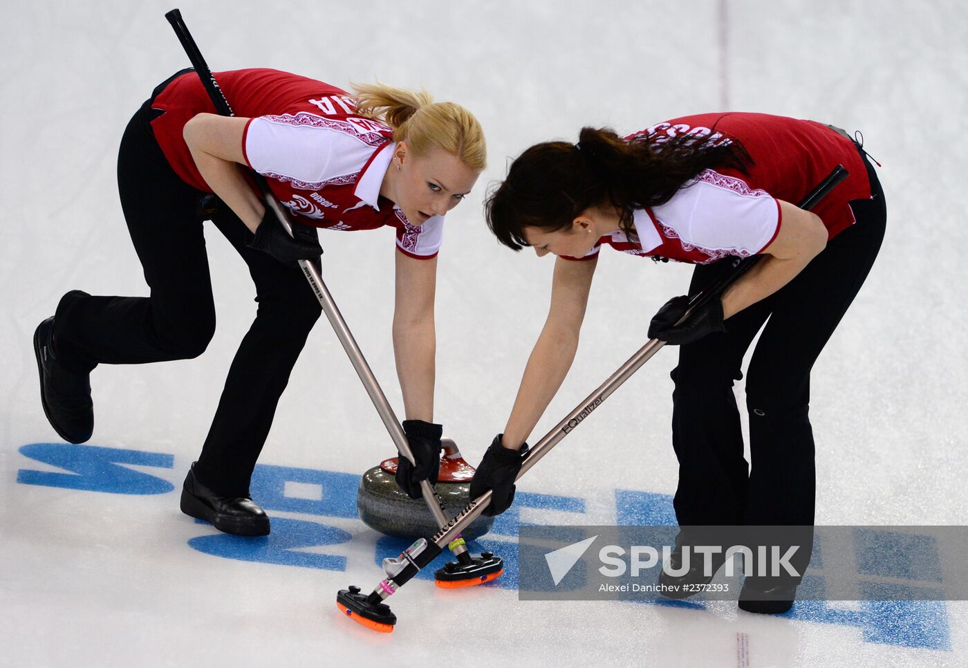 2014 Winter Olympics. Curling. Women. Day Five