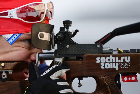 2014 Olympics. Biathlon. Women. Individual race