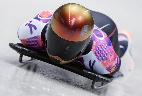 2014 Winter Olympics. Skeleton. Day One