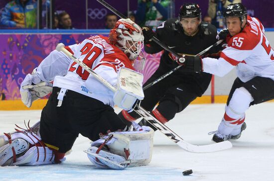 2014 Winter Olympics. Ice hockey. Men. Canada vs. Austria