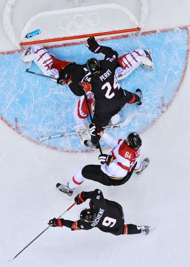 2014 Winter Olympics. Ice hockey. Men. Canada vs. Austria