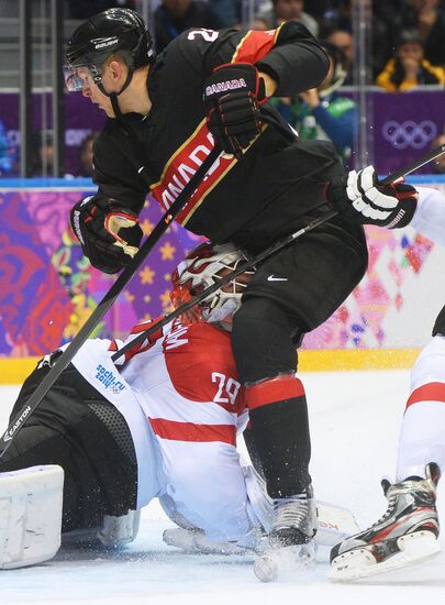 2014 Winter Olympics. Ice hockey. Men. Canada vs. Austria