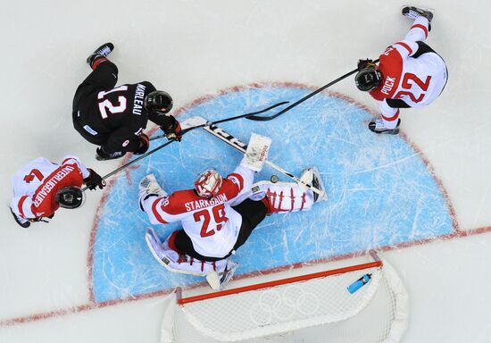 2014 Winter Olympics. Ice hockey. Men. Canada vs. Austria